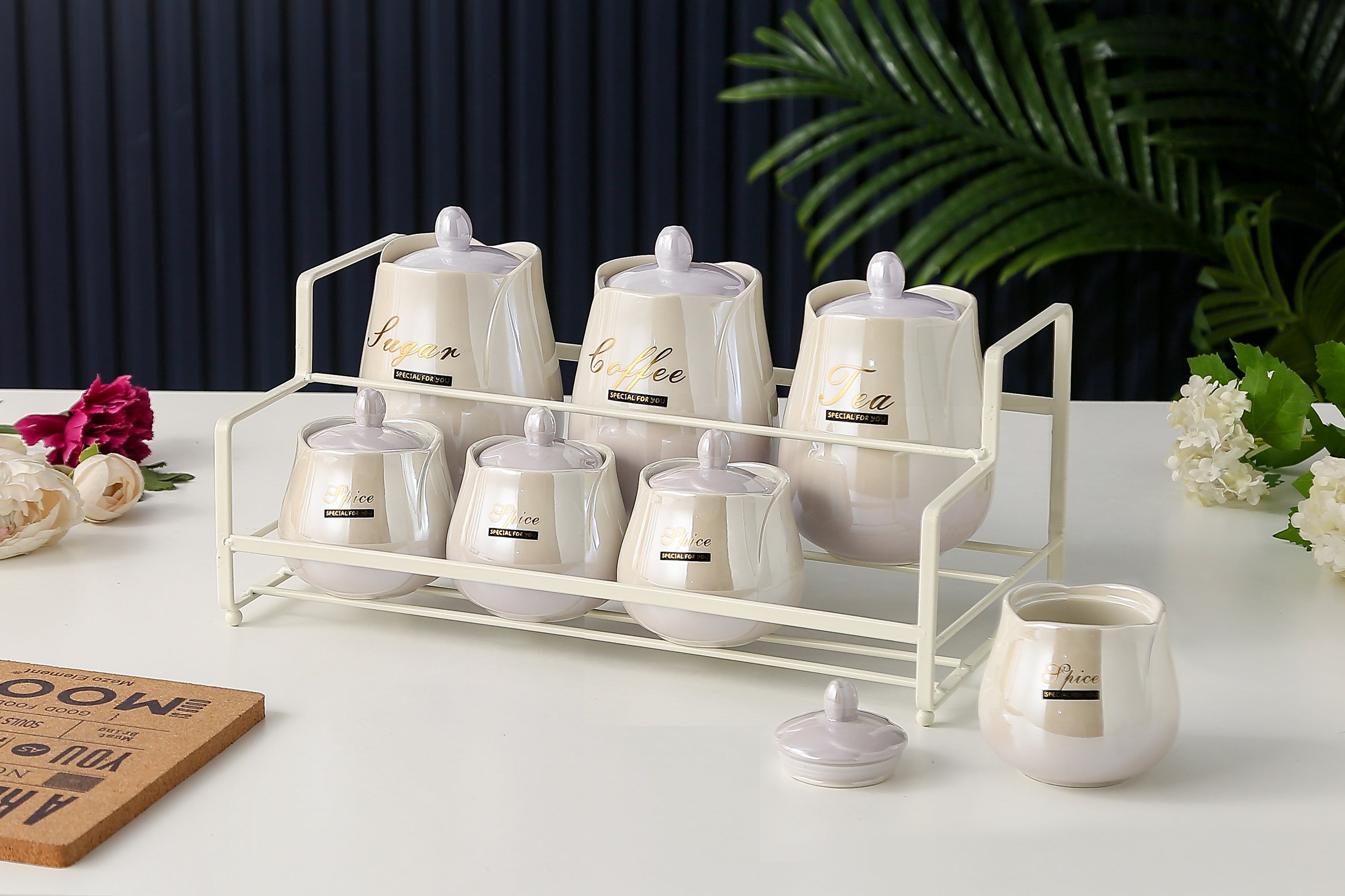 Boîte à épices avec support – Élégance arrondie