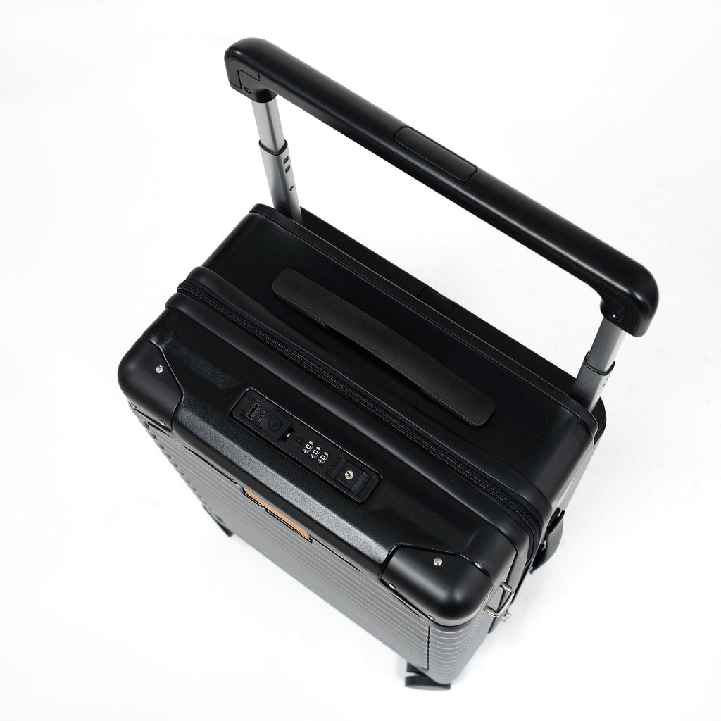 Valise Cabine TITOU Smart Pro – TSA, Port USB, Compartiment Laptop & Porte Goblet - Noir